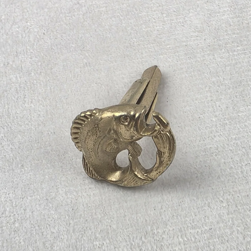 VINTAGE 1950'S HICKOK WIDE MOUTH BASS FISH CUFFLINKS